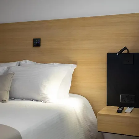 Aparthotel Alinea Urban Saripolou Square 5*